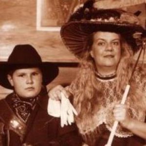 Meet your Posher, Frankie